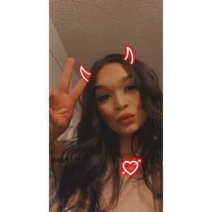 Meet your Posher, Azurae